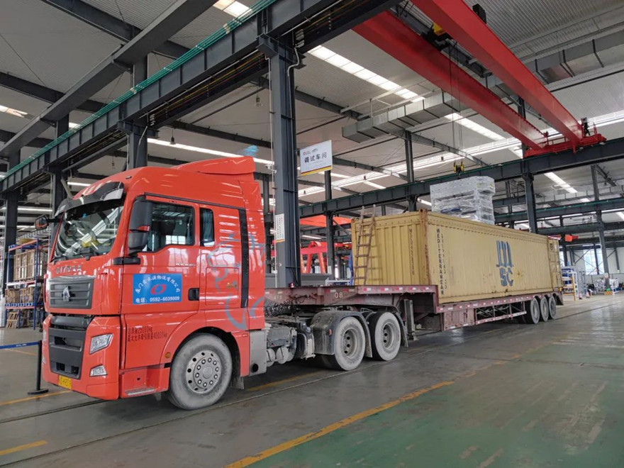 项目发货|365博彩网站股份ZN1200S全自动生态砌块成型机生产线发货俄罗斯