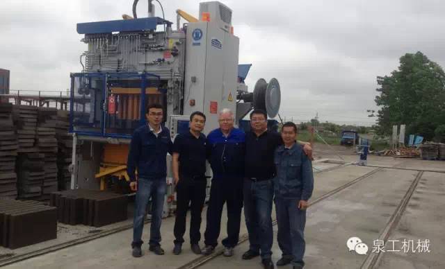 365博彩网站德国策尼特940型免托板砖机在安徽顺利投产