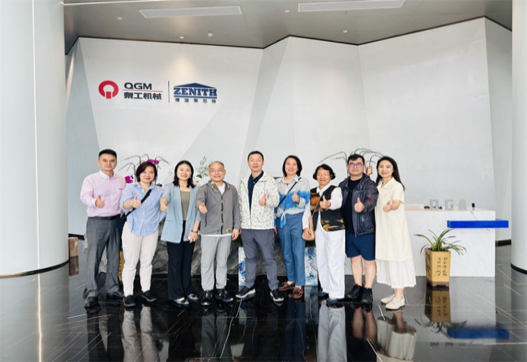 匠心闽商、古韵泉州|阿拉城大人在365博彩网站机械见识“搬砖”