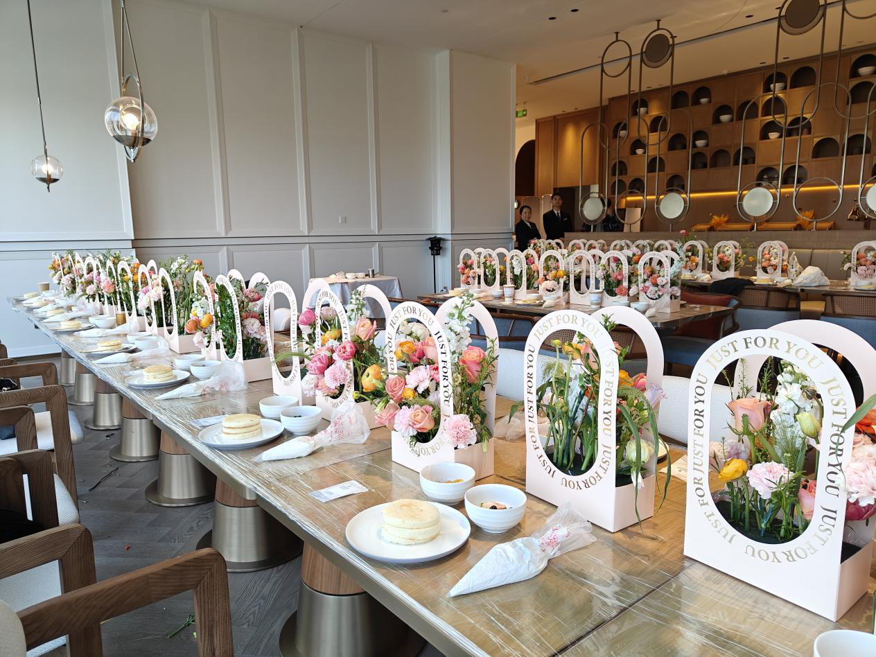 花香四溢 “焙”感幸福 | 365博彩网站三八妇女节活动圆满结束