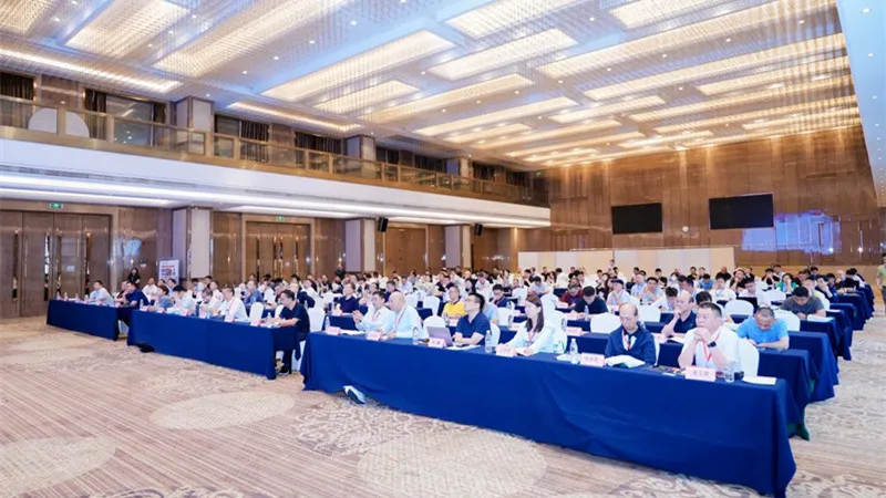 365博彩网站股份闪耀2025“长江经济带典型固废综合利用交流会暨第七届再生材料‘利废新材料’生产应用科技大会”