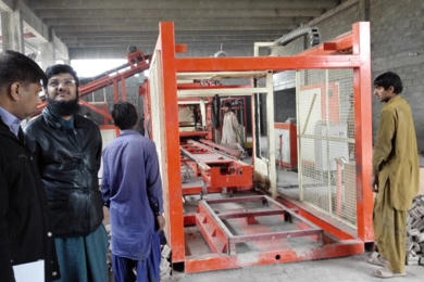 Stroj na výrobu tehál Pakistan-T10