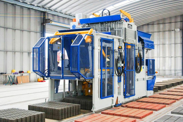 Máy đóng gạch Zenith 940 ở Anyang, Hà Nam, Trung Quốc